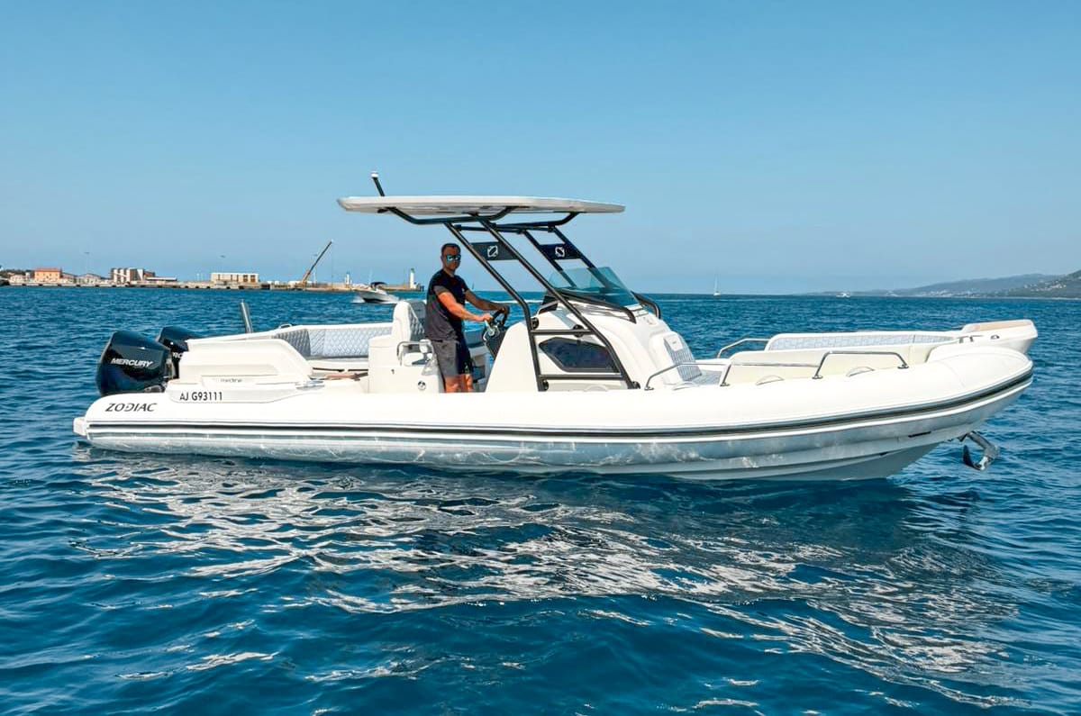 Nuova Jolly Prince 33 — Gomorra — bateau avec permis en location chez Marinaloc à Propriano, Corse-du-Sud