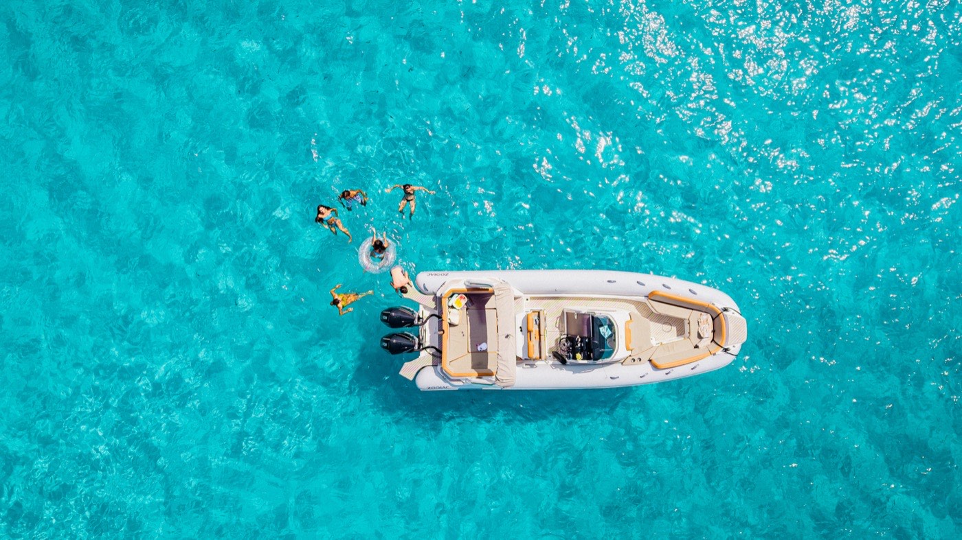 Sortie en bateau Marinaloc en Corse-du-Sud