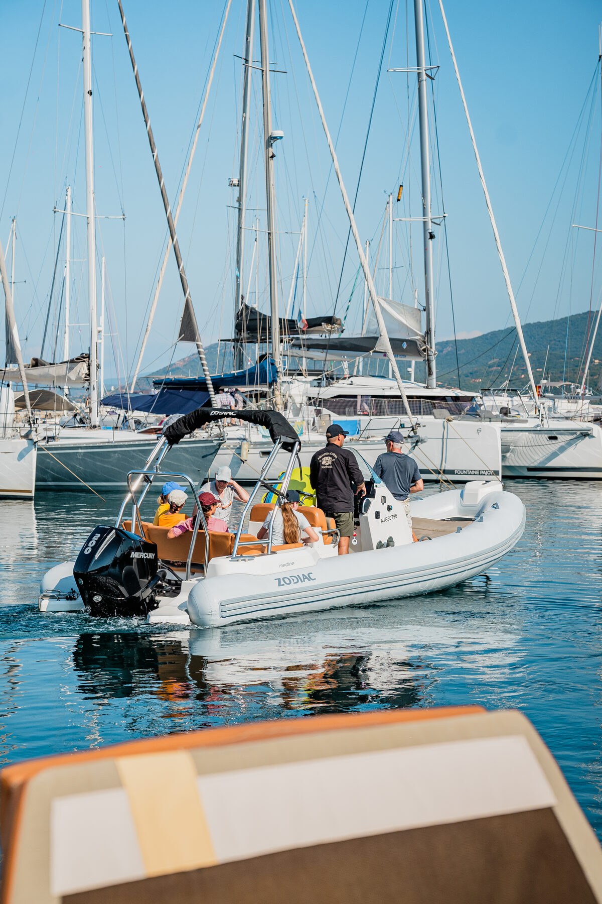 Crique aux eaux turquoise en Corse-du-Sud, au départ de Propriano